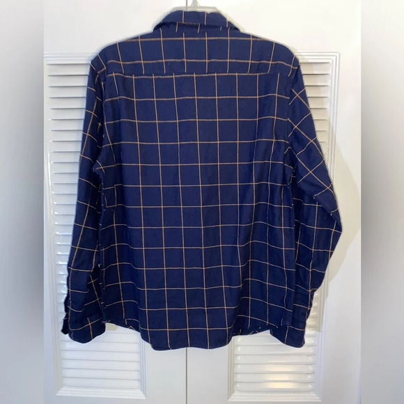 Gap flannel plaid button down shirt - Picture 4 of 6